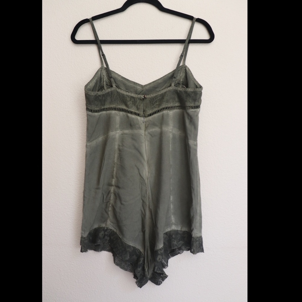Olive  green romper - Picture 3 of 5